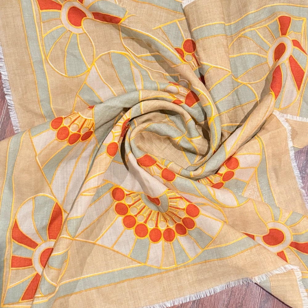 Vintage Made in Switzerland Lana Laine Wool Scarf 25.5”x26.5”